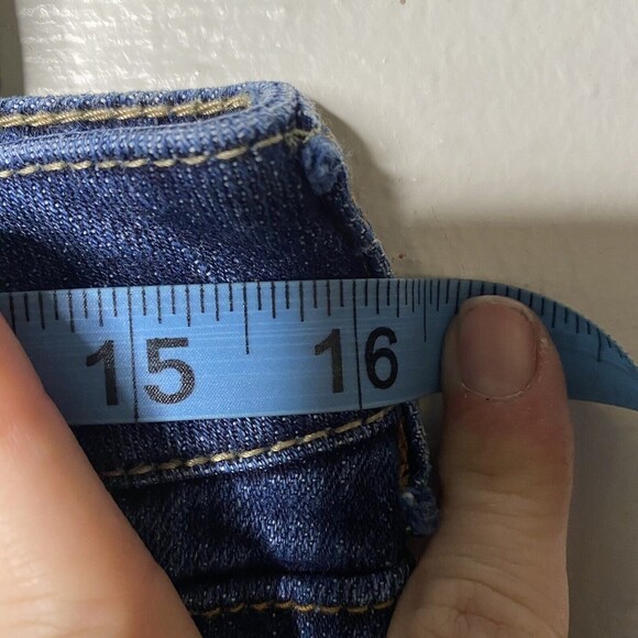 American Eagle Jeans Womens 6 Short Favorite Boyfriend Denim Stretch Blue Faded - Picture 9 of 13